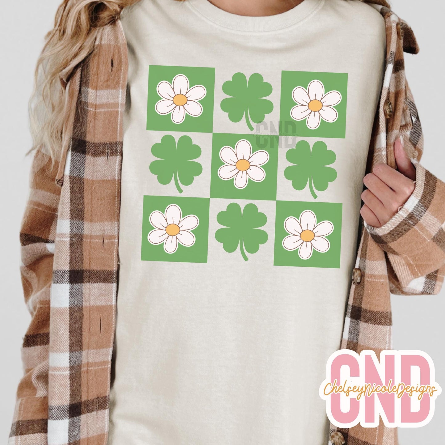 Flower and Clover St Patricks Design, Retro St Patricks PNG, Retro Clover, Retro Flowers, Checkered St Patricks Day png, Simple Design